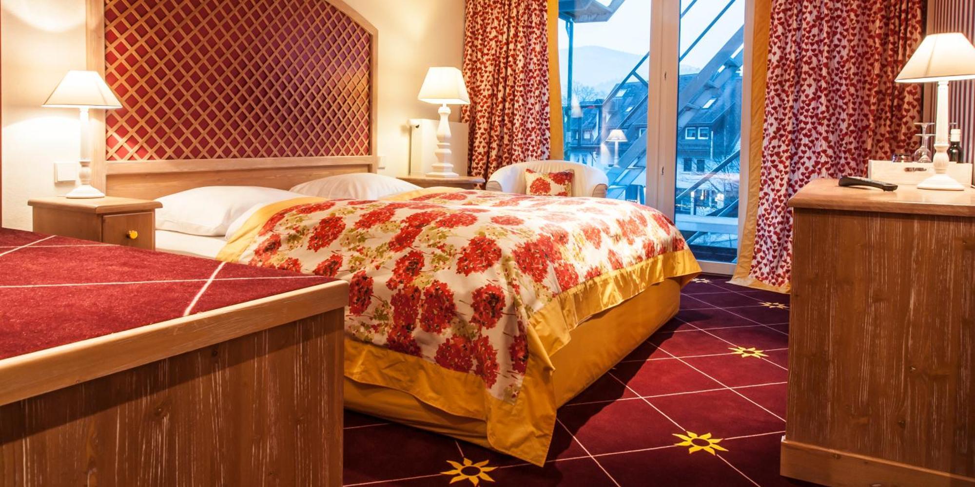 Hotel & Restaurant Sonne Кирхцартен Экстерьер фото