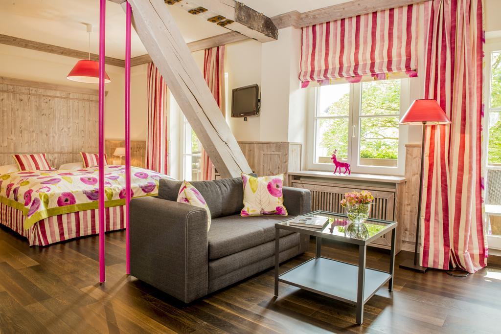 Hotel & Restaurant Sonne Кирхцартен Экстерьер фото